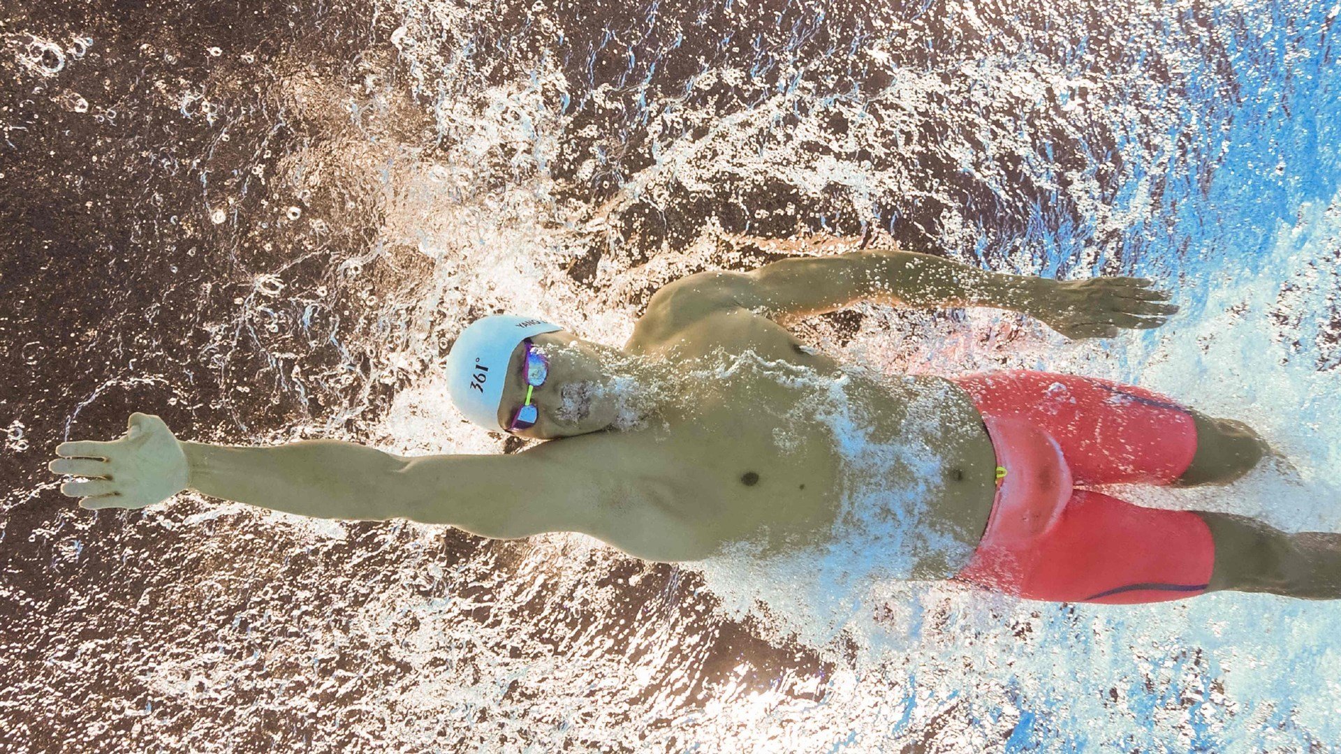 雷迪克谈尼克-史密斯带病作战:他太棒了,心理素质也很强,雷迪克女友